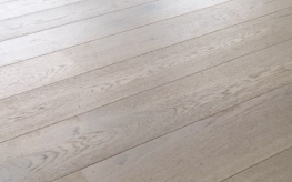 Oak flooring 